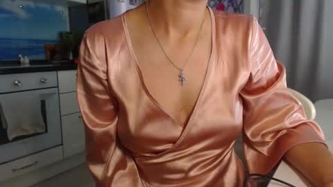 Snapshot of mariana_mur chatting on 15, 9, 2025 MarianaMur online show from 15, 9, 2025