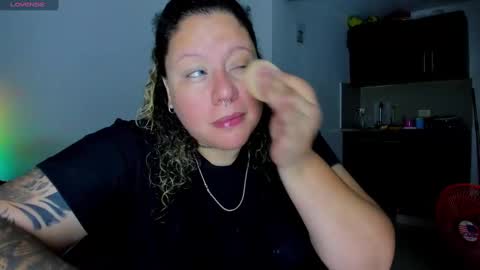 Snapshot of mariana_smittt chatting on 3, 2, 2025   Independent Model online show from 3, 2, 2025