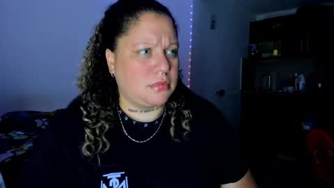 Snapshot of mariana_smittt chatting on 13, 9, 2025   Independent Model online show from 13, 9, 2025