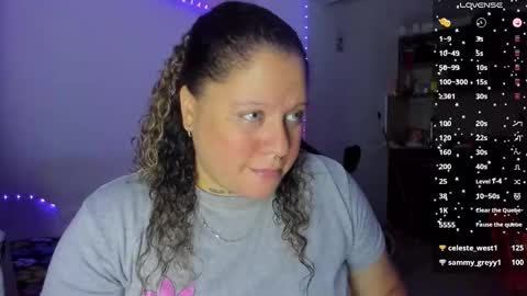 Snapshot of mariana_smittt chatting on 15, 10, 2025   Independent Model online show from 15, 10, 2025
