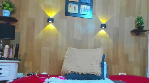 Mariana Angel online show from 3, 12, 2024