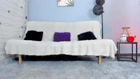 Mariana Vargas online show from 12, 3, 2026