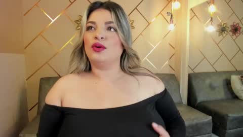 Snapshot of marianeporter_ chatting on 18, 5, 2026 marianeporter online show from 18, 5, 2026