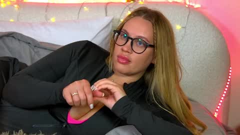 Maria online show from 11, 1, 2025