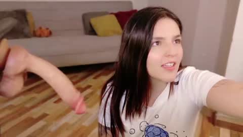 Snapshot of mariangeel_ chatting on 11, 6, 2026 mariangeel_ online show from 11, 6, 2026