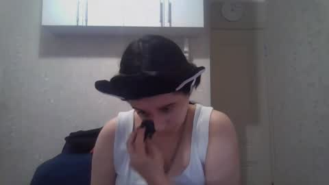 Snapshot of marianmollberg chatting on 9, 7, 2026 Marian online show from 9, 7, 2026