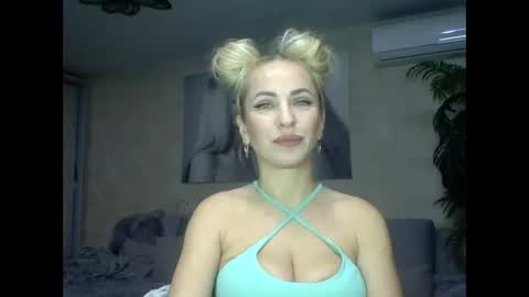 Snapshot of marianna1977 chatting on 12, 2, 2025 marianna1977 online show from 12, 2, 2025