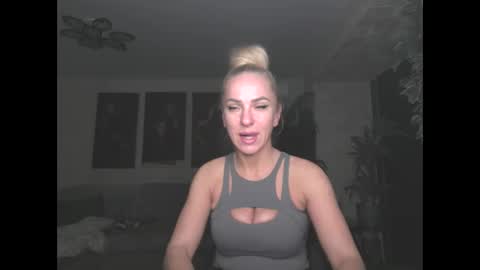 marianna1977 online show from 23, 4, 2026