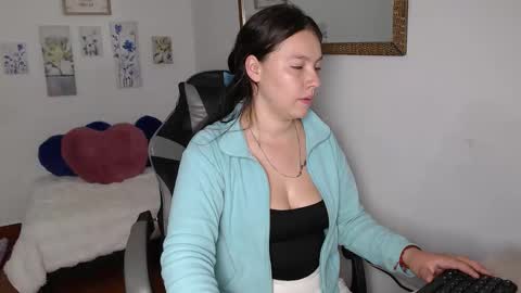 Mariana online show from 4, 3, 2026