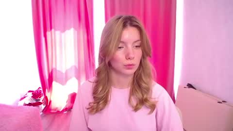 Snapshot of marianna_meow246 chatting on 6, 7, 2026 marianna_meow246 online show from 6, 7, 2026