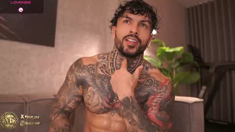 Snapshot of mariano_costa chatting on 10, 6, 2026 Mariano Costa online show from 10, 6, 2026