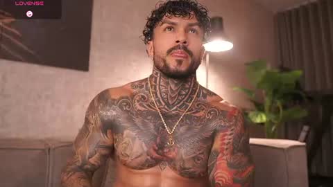 Snapshot of mariano_costa chatting on 23, 7, 2026 Mariano Costa online show from 23, 7, 2026