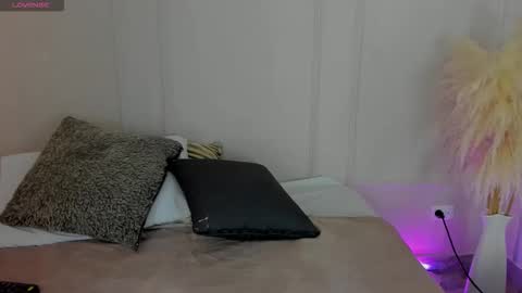 Maria Pettit online show from 16, 1, 2026