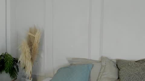 Snapshot of mariapettit chatting on 10, 7, 2026 Maria Pettit online show from 10, 7, 2026