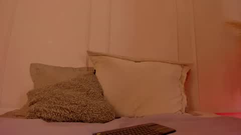 Snapshot of mariapettit chatting on 22, 7, 2026 Maria Pettit online show from 22, 7, 2026