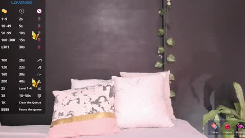 Snapshot of mariateresa11 chatting on 23, 2, 2025 Theressa online show from 23, 2, 2025
