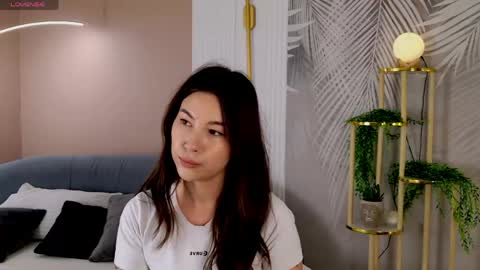 Marie LEAVE YOUR  WITH ME online show from 5, 5, 2026