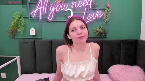 Mary 3 online show from 22, 12, 2024