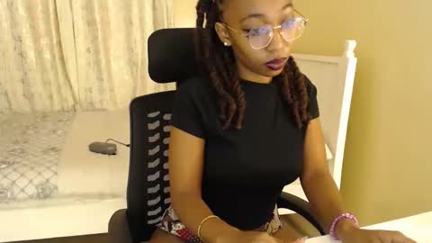 mariejuana online show from 2, 11, 2025