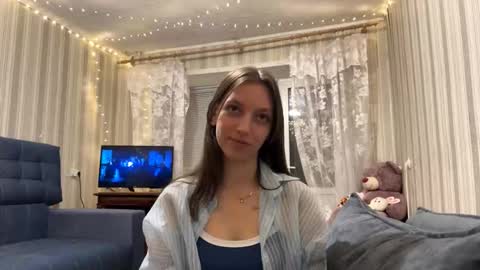 Marie online show from 6, 11, 2025