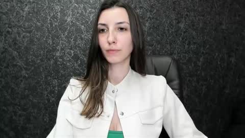 marielleanker online show from 8, 10, 2025