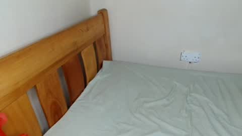 Snapshot of marigold_gift chatting on 9, 7, 2026 gold online show from 9, 7, 2026