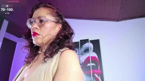 mariia_paulaa online show from 18, 3, 2026