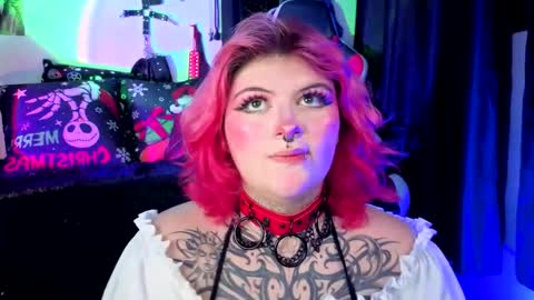 Snapshot of mariiana_velezz chatting on 3, 12, 2025 mariiana_velezz online show from 3, 12, 2025