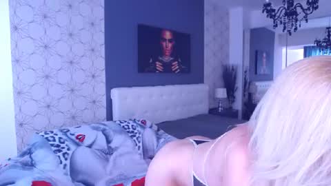 Snapshot of marimais chatting on 28, 6, 2026 Mary Mais online show from 28, 6, 2026