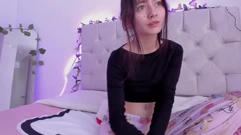 Snapshot of marin_kitoko chatting on 17, 12, 2024 Marin kitoko online show from 17, 12, 2024
