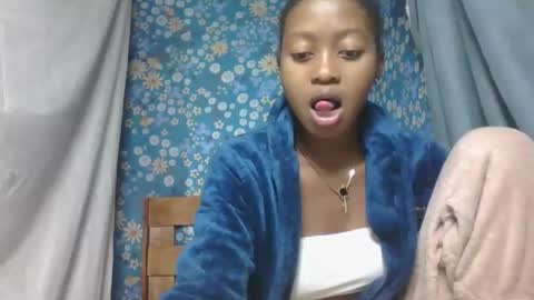 Snapshot of marinagold69 chatting on 17, 5, 2026 marinagold69 online show from 17, 5, 2026