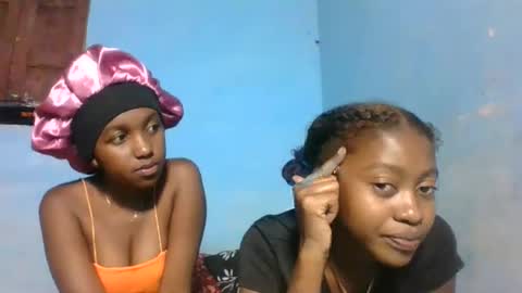 Snapshot of marinagold69 chatting on 7, 6, 2026 marinagold69 online show from 7, 6, 2026