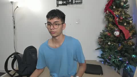 marioandmia online show from 4, 1, 2025