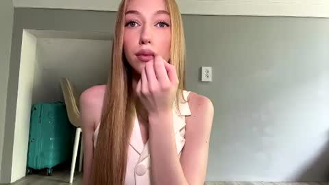 Snapshot of marioindal chatting on 25, 6, 2026 Amelia online show from 25, 6, 2026