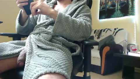 Snapshot of marioslim chatting on 27, 2, 2025 marioslim online show from 27, 2, 2025