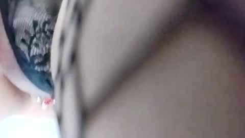 Snapshot of marissaspiercedpussy chatting on 30, 11, 2025 Prissy Miss online show from 30, 11, 2025