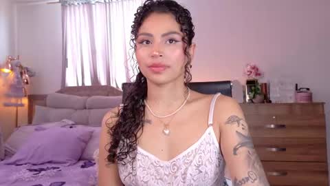    online show from 28, 9, 2025