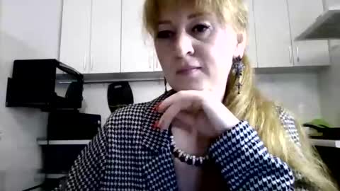 mariza_love359092 online show from 29, 3, 2026
