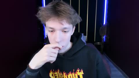 Mark online show from 16, 12, 2025