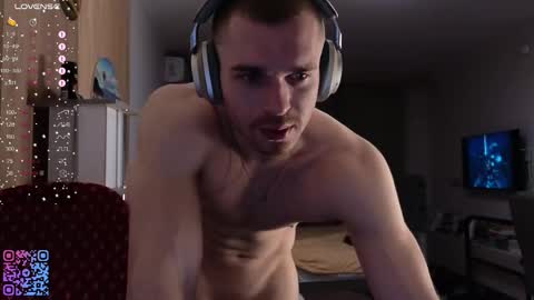 Snapshot of mark_stiff chatting on 15, 12, 2025 Mark online show from 15, 12, 2025