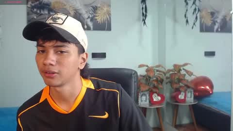 markbowie online show from 12, 4, 2026