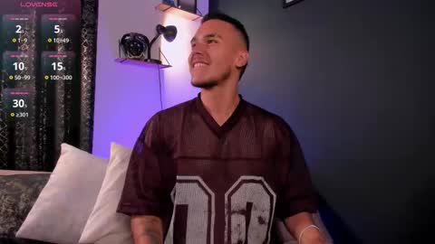 Mark Santos online show from 23, 11, 2025