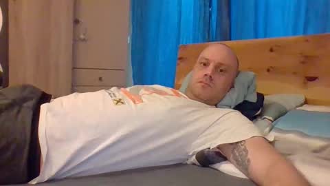 markus_7 online show from 17, 12, 2025