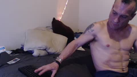 MarkyMark7169 online show from 10, 3, 2025