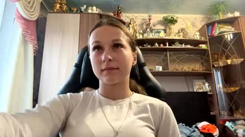 Snapshot of marlenahuit chatting on 15, 7, 2026 Lena online show from 15, 7, 2026