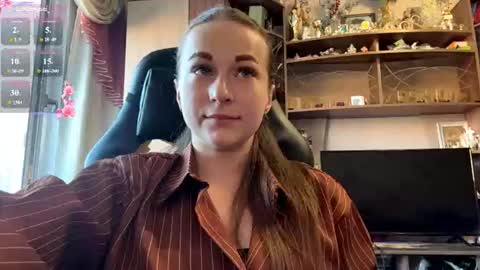 Snapshot of marlenahuit chatting on 18, 7, 2026 Lena online show from 18, 7, 2026