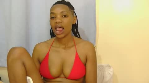 Snapshot of marly_babe chatting on 6, 6, 2026 Marly online show from 6, 6, 2026