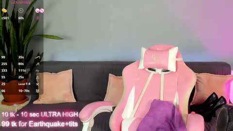 Snapshot of marmel199 chatting on 3, 12, 2025 Liza online show from 3, 12, 2025