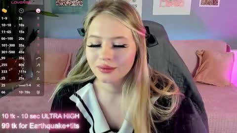 Snapshot of marmel199 chatting on 23, 12, 2025 Liza online show from 23, 12, 2025