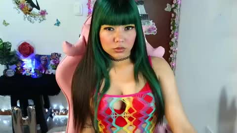 Snapshot of maron_baez chatting on 9, 6, 2026 maron online show from 9, 6, 2026